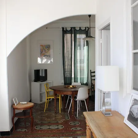Superbe Appartement Avec Parking Sur Place Nîmes Exterior foto